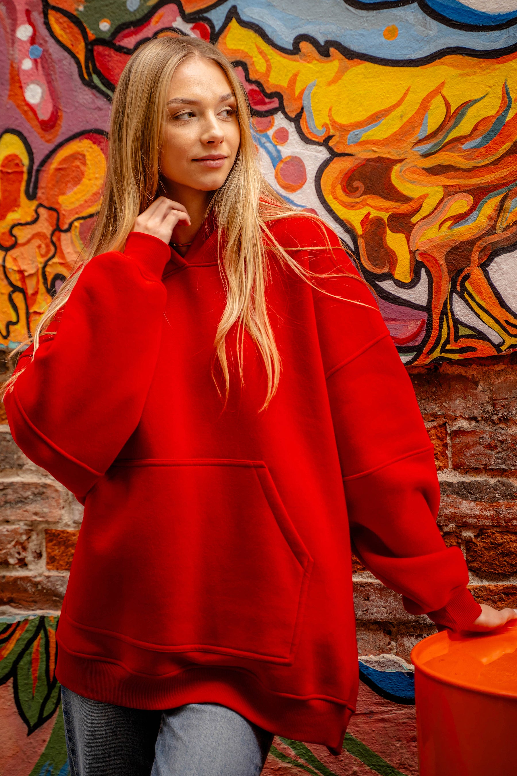 BLUZA Z KAPTUREM KEEP GOING