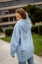 BLUZA Z KAPTUREM REST