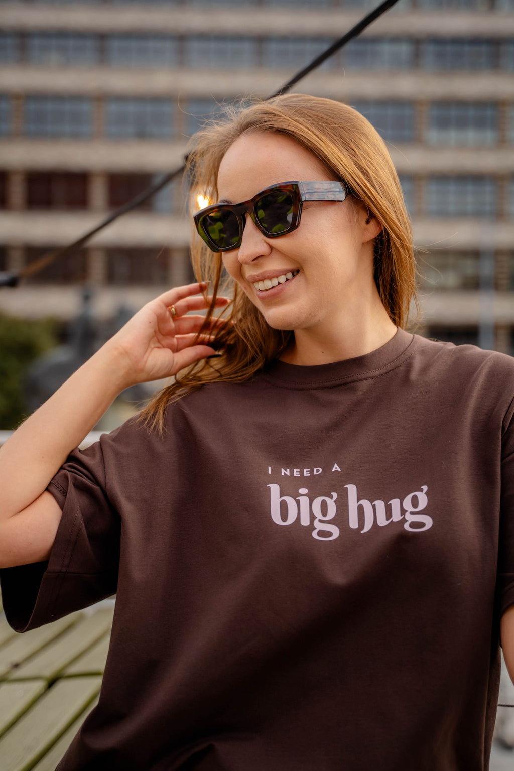 T-SHIRT BIG HUG